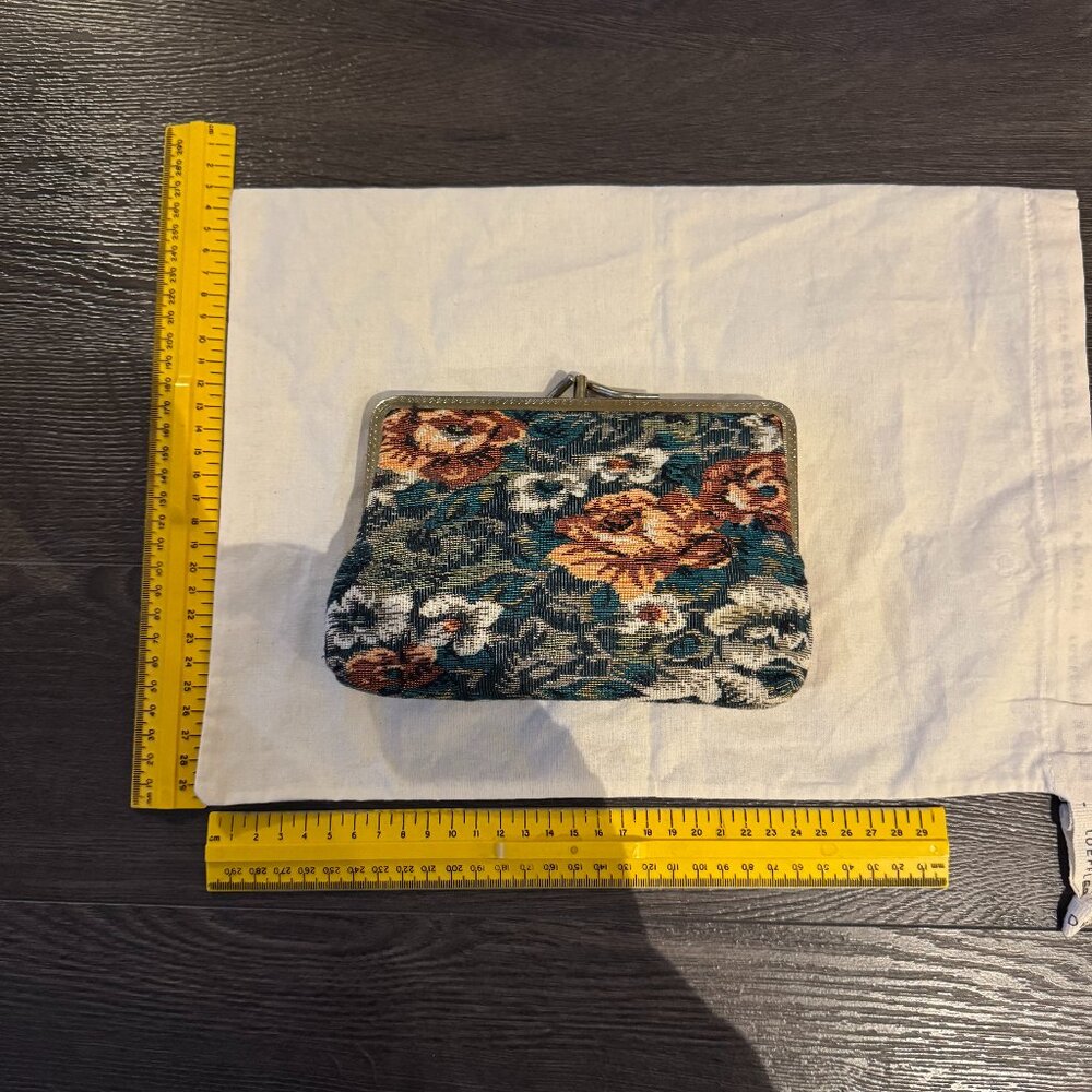 VINTAGE FLORAL TAPESTRY KISS LOCK CLUTCH PURSE TWO COMPARTMENTS